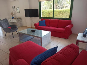 2BD private townhouse in quite area near amenities